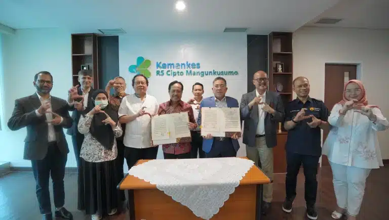Membangun Masa Depan Kesehatan Indonesia Lewat Stem Cell Kolaborasi SCCR dan RSCM